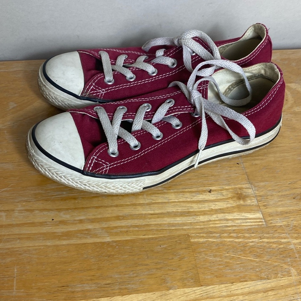 Canvas Sneakers with White Laces kids size shoes size 3